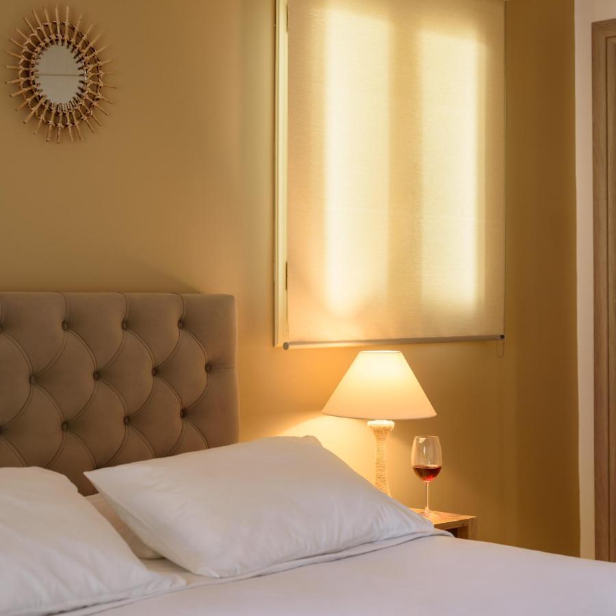 Suite Home Santorini Фіра Екстер'єр фото