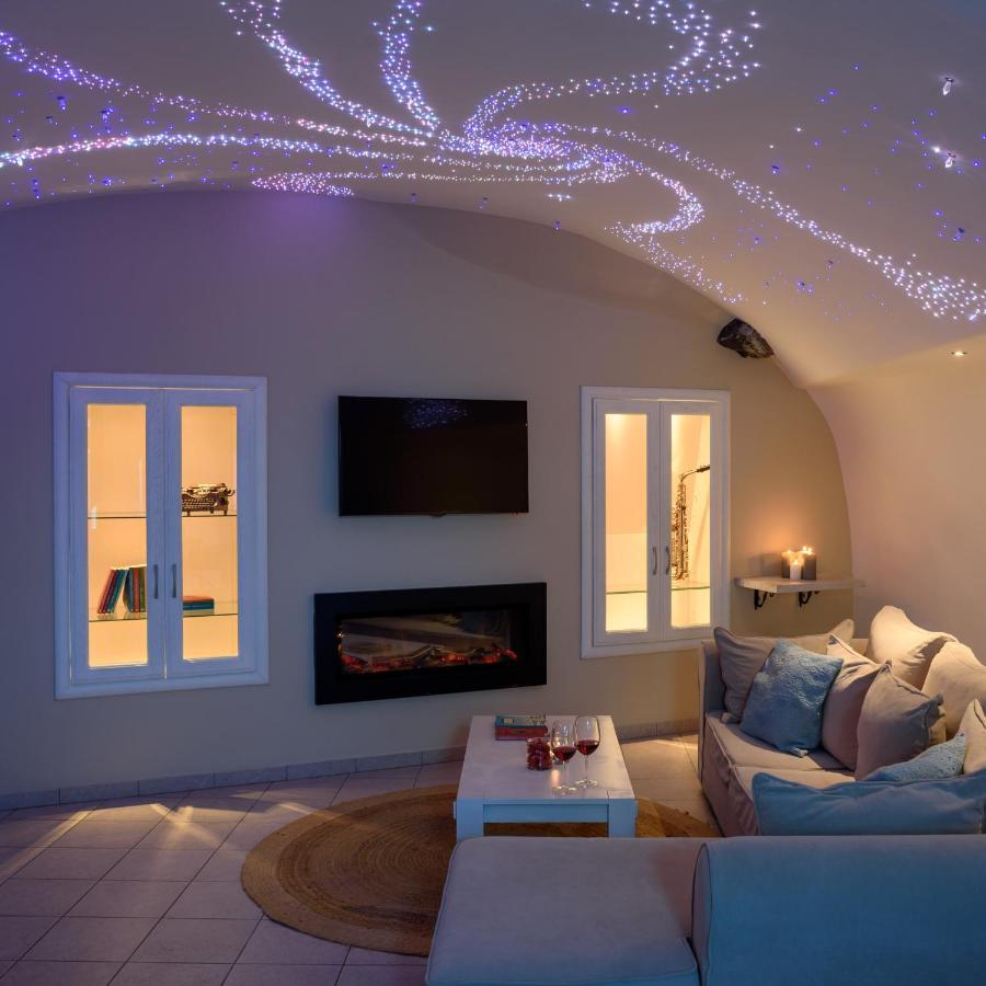 Suite Home Santorini Фіра Екстер'єр фото
