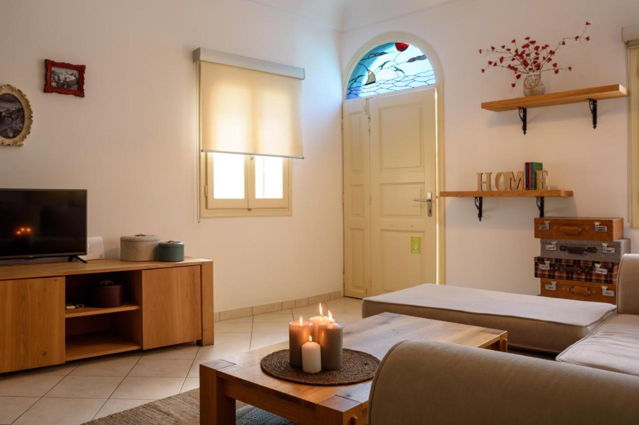 Suite Home Santorini Фіра Екстер'єр фото