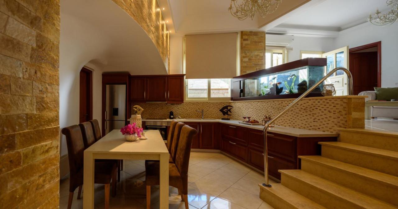 Suite Home Santorini Фіра Екстер'єр фото